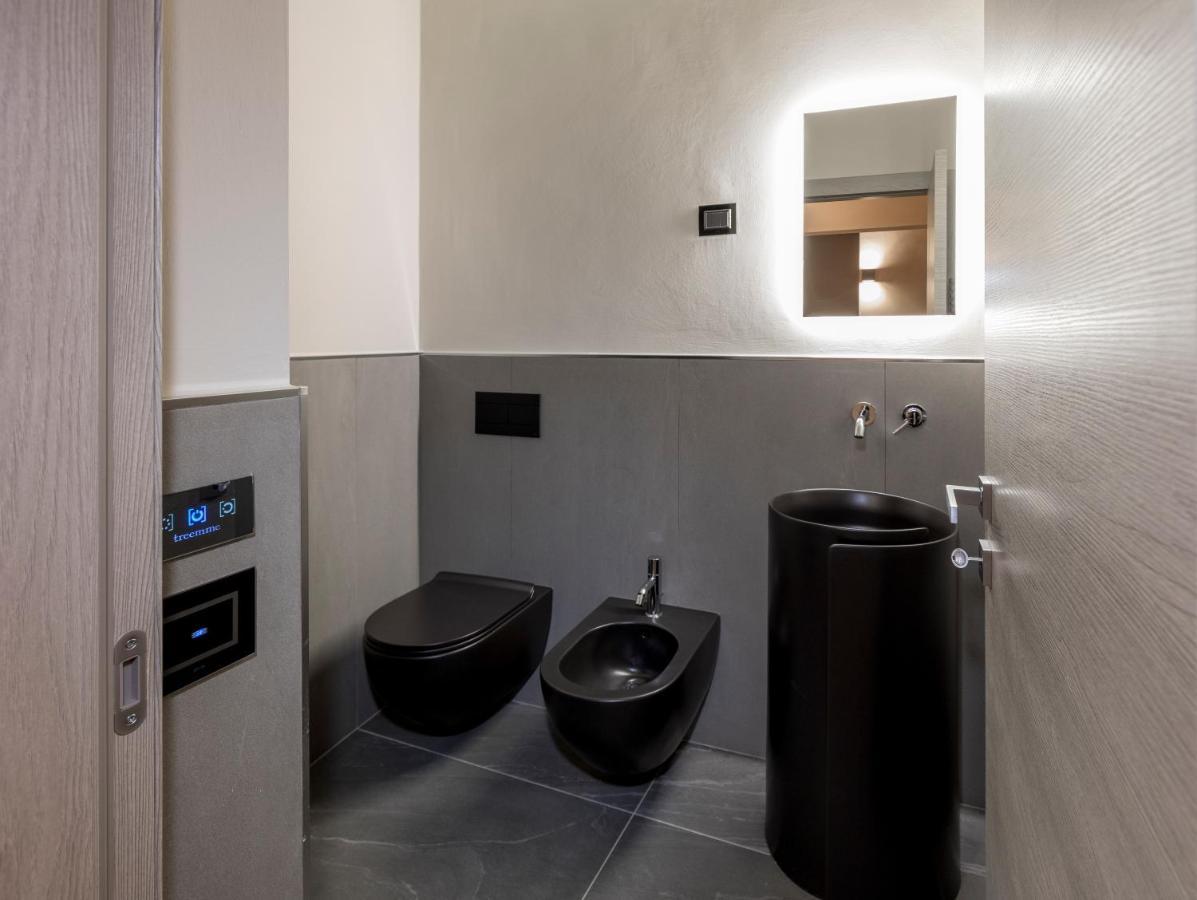 Luxury 2 E Divano Letto Gubbio