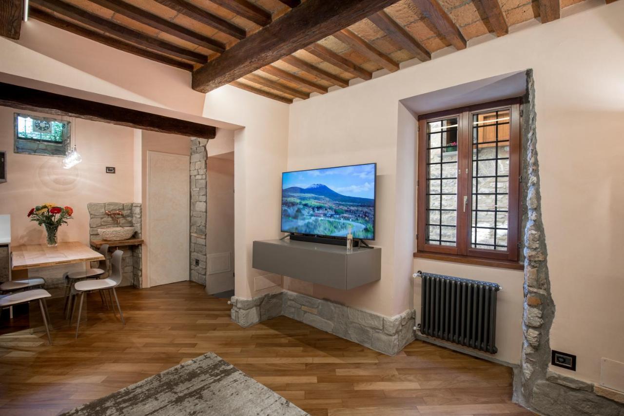 Luxury 2 E Divano Letto Apartment Gubbio